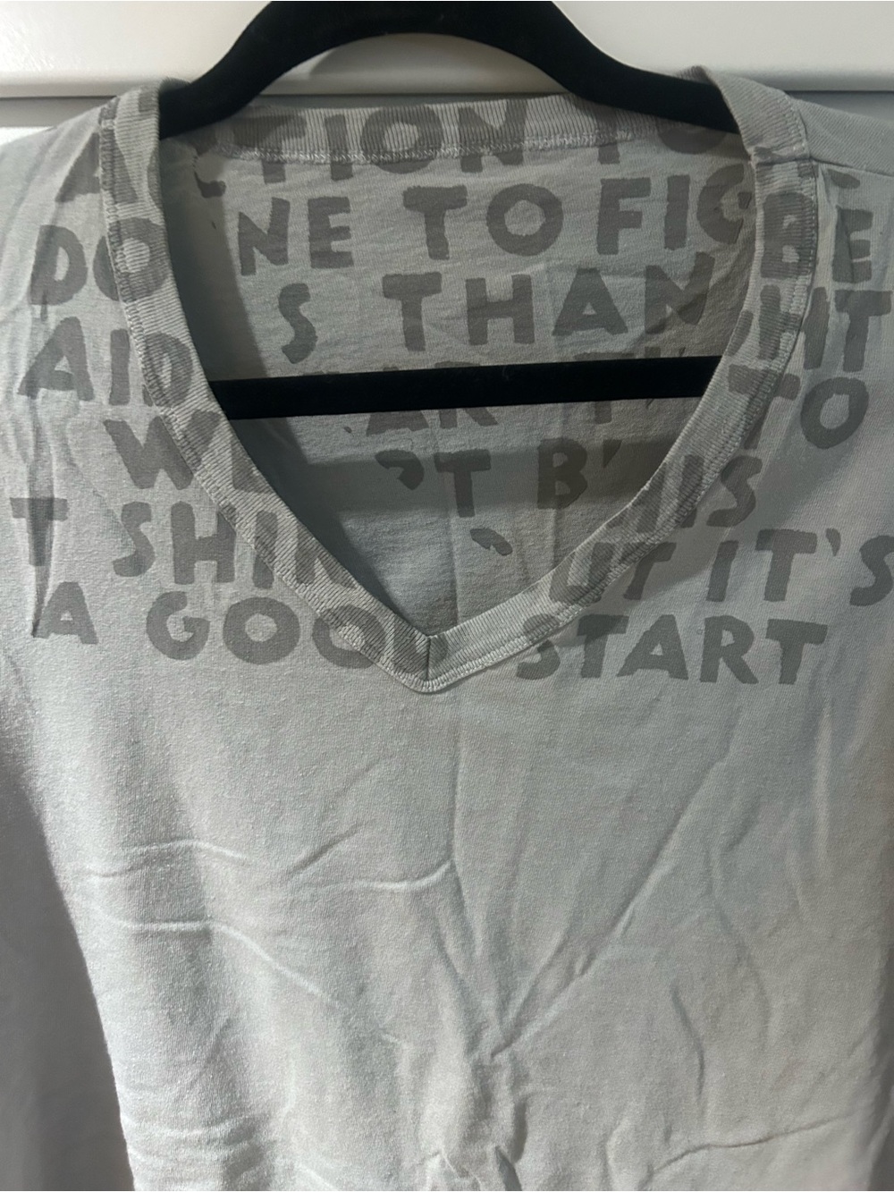 Men's Margiela V-Neck Graphic Tee - Light Gray